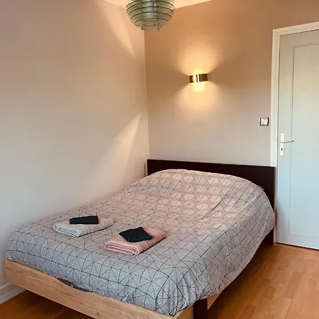 Maison Sur Les Bords De Cere, Laroquebrou, Balcon Terrasse 3 * Laroquebrou